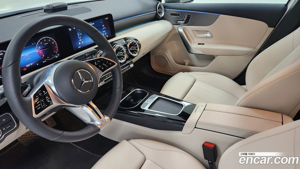 Mercedes-Benz A-Class W177 A220 Hatchback (02.2024)