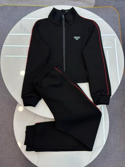 Костюм Prada