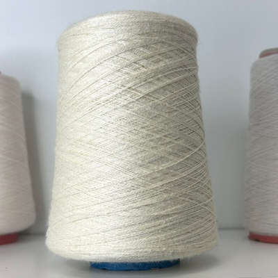 LANISETA - Servizi e Seta; 50% шелк, 50% меринос; 1400м/100гр, (2/28); col. LA000, цвет: молочный; S504