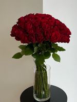 Букет из красной розы (50см) 51 шт под ленту