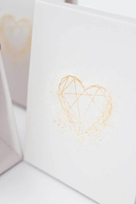 Небольшой подарочный пакетик «ЗОЛОТОЕ СЕРДЦЕ» для сувениров.