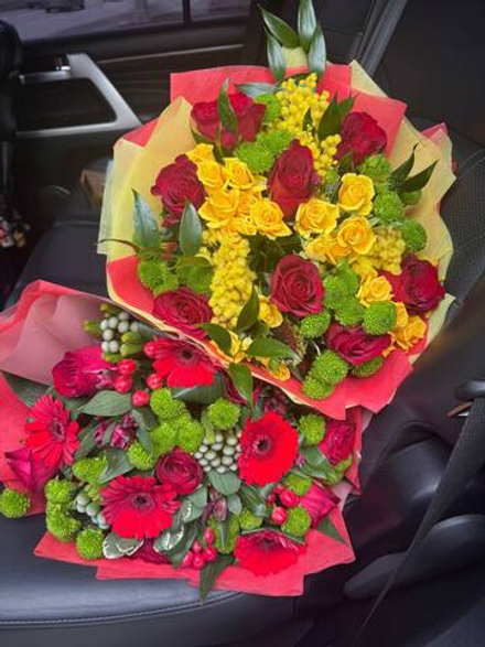 Два букета индивидуально на 8.03