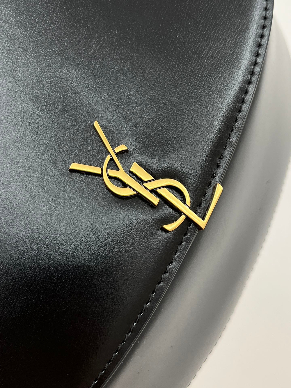 VOLTAIRE TOP HANDLE IN BOX