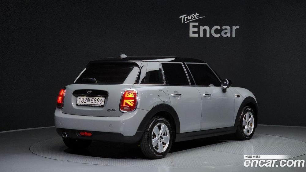 Mini Cooper 5 даерей Basic (03.2021)