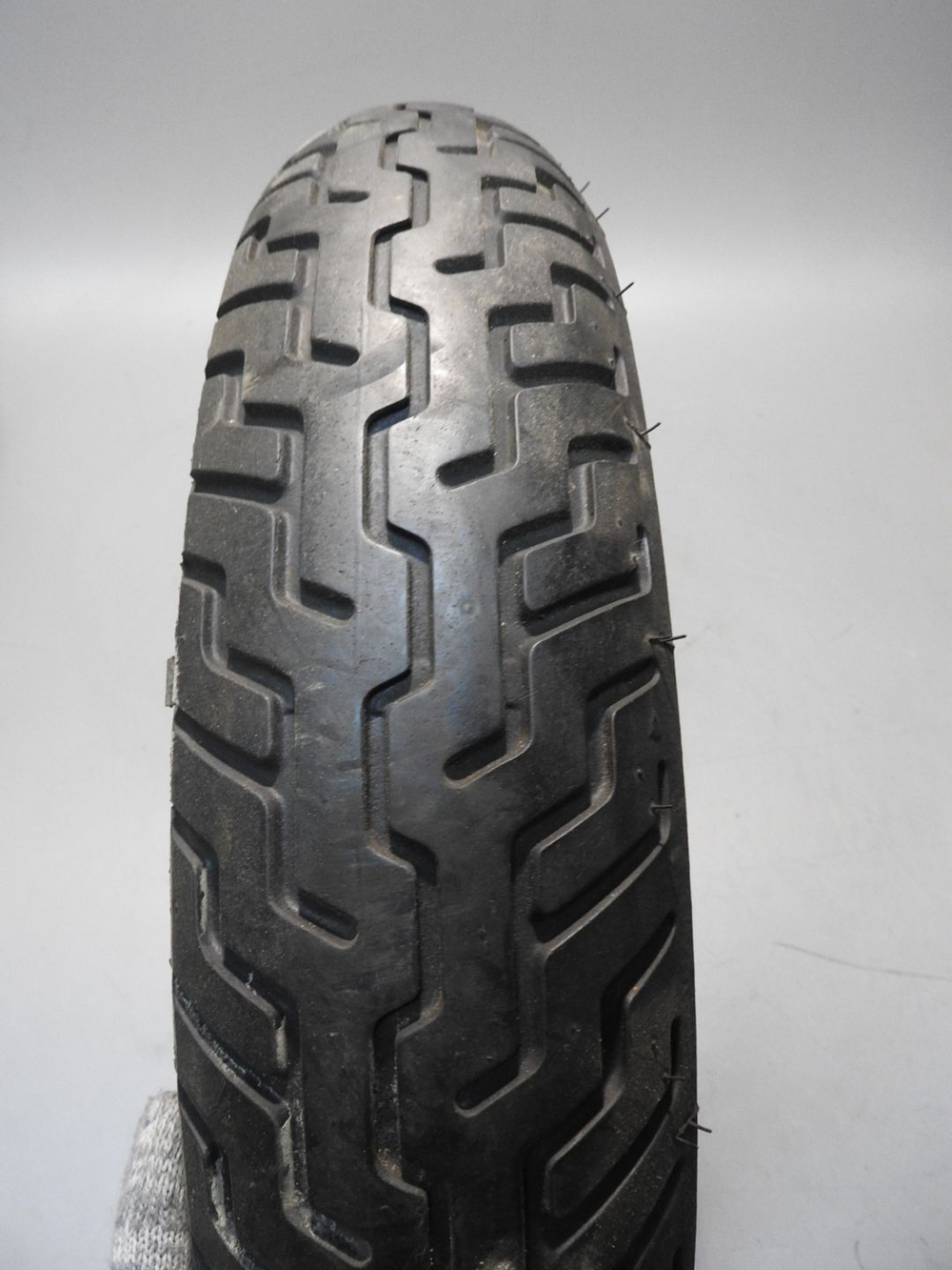 Шина 90/100-16 Dunlop MT90/16 HD 72 Б/У