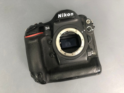 Nikon D4 Body