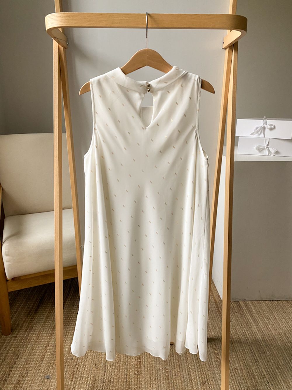 Новое платье из вискозы Aletta, 140