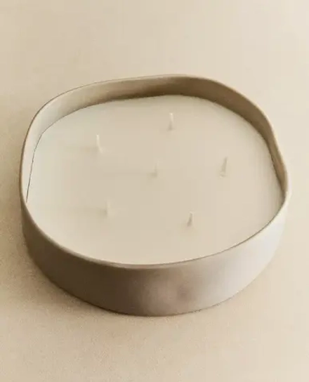 ZARA HOME АРОМАТИЧЕСКАЯ СВЕЧА FLOR DE NOVIEMBRE (590 Г)
