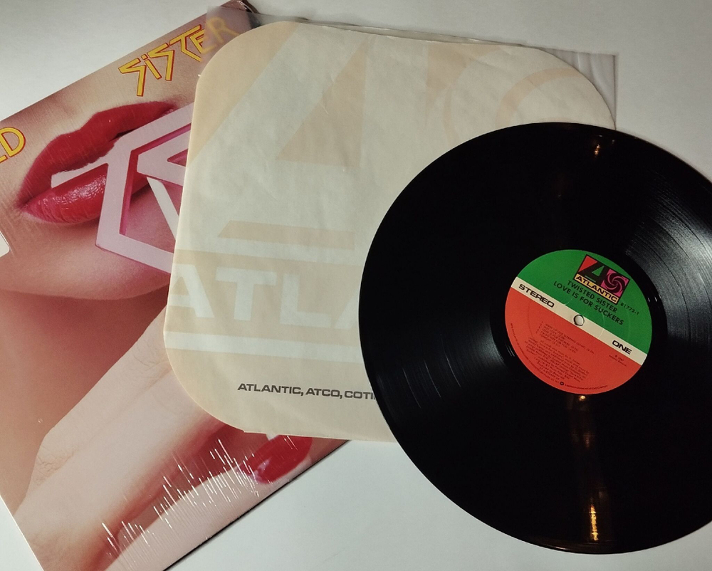Винтажная виниловая пластинка LP Twisted Sister Love Is For Suckers (USA 1987) Tonight