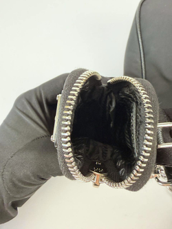 Сумка Prada Re-Edition