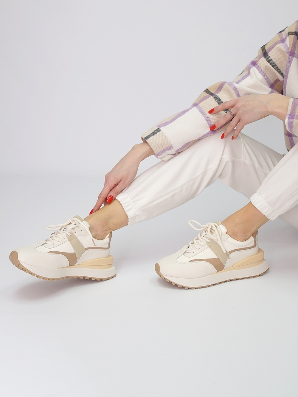 Кроссовки женские демисезонные