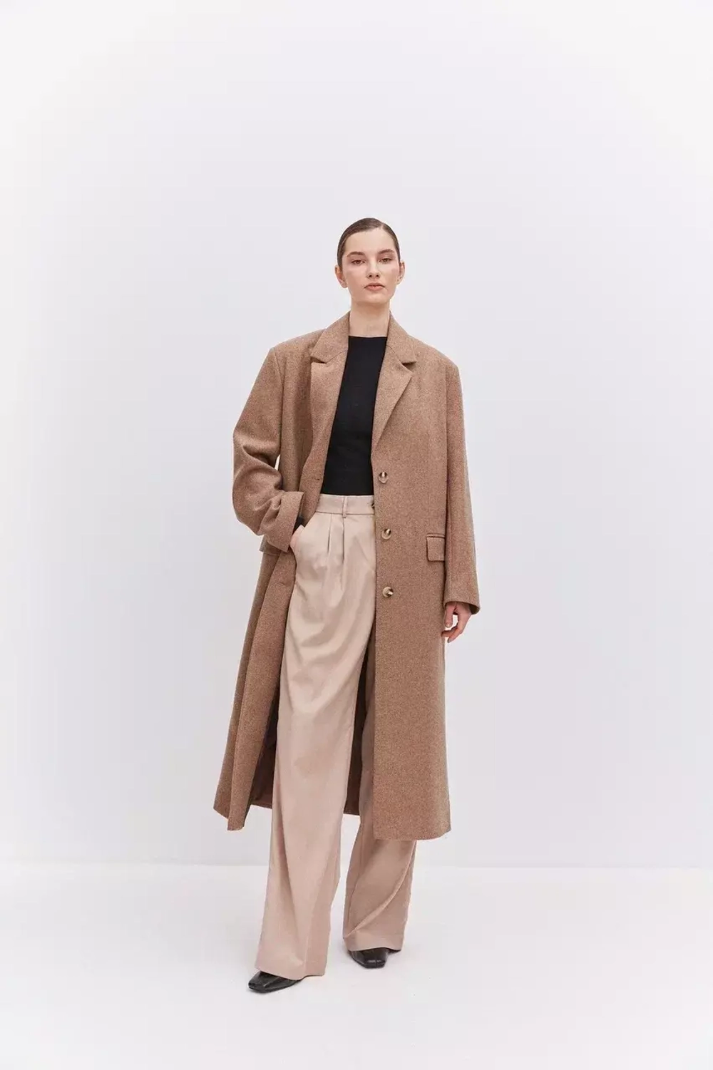 Пальто удлиненное женское бежевое