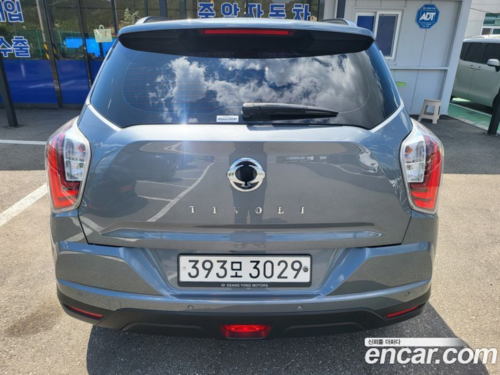 KG Mobility (Ssangyong) Very New Tivoli Бензин 1.5 2WD (08.2019)