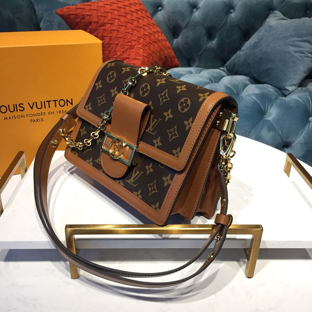 Louis Vuitton Dauphine MM