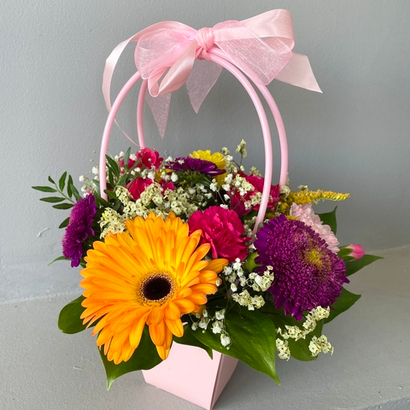 Цветочная композиция (в сумочке)