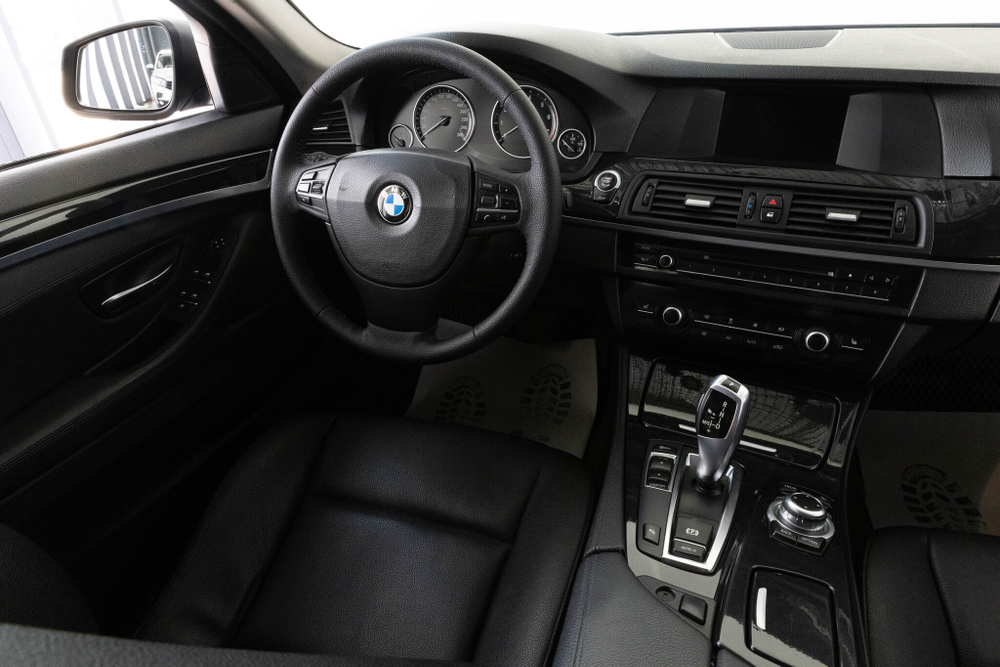 BMW 5-Series, 2013 год