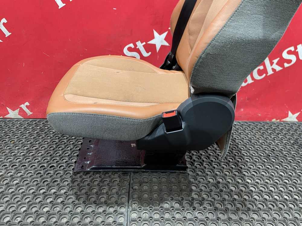 Сиденье пассажирское механическое 2024г