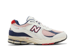 Кроссовки New Balance Nb 2002R Team Red Navy Pouch