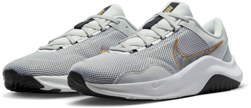 Кроссовки Nike M Legend Essential 3