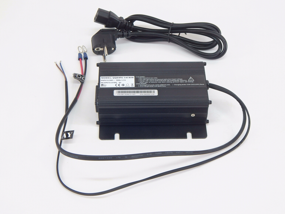 Зарядное устройство для тележек EHLS1000N\1500N 12V/8A (Charger)