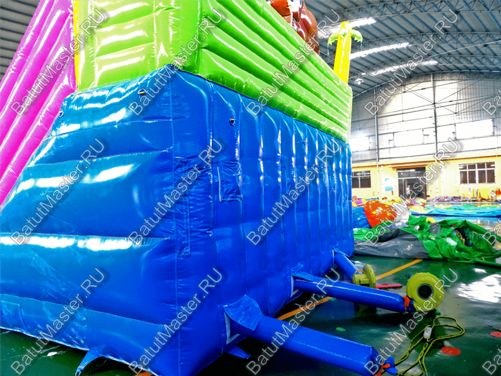 Коммерческий батут "В погоне за медведем 2"