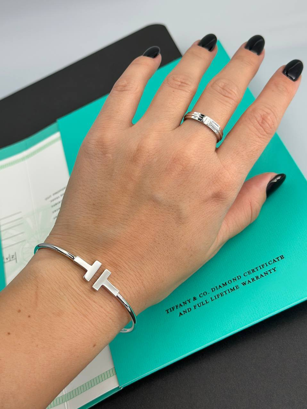 Кольцо Tiffany & Co.