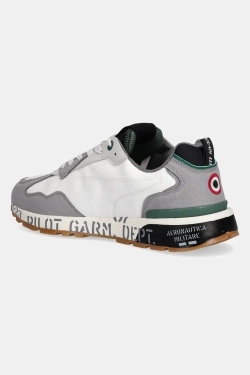 Кроссовки из текстиля