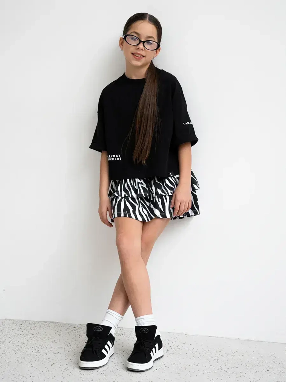 Костюм для девочки с юбкой-шорты на весну