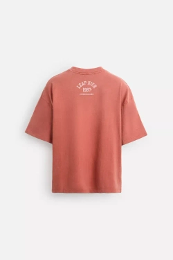 ZARA ФУТБОЛКА С ПРИНТОМ В СТИЛЕ ПРЕППИ, КРАСНЫЙ