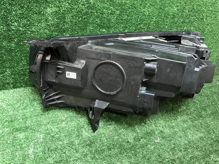 Битая Фара правая Geely Monjaro (2021-н.в.) LED