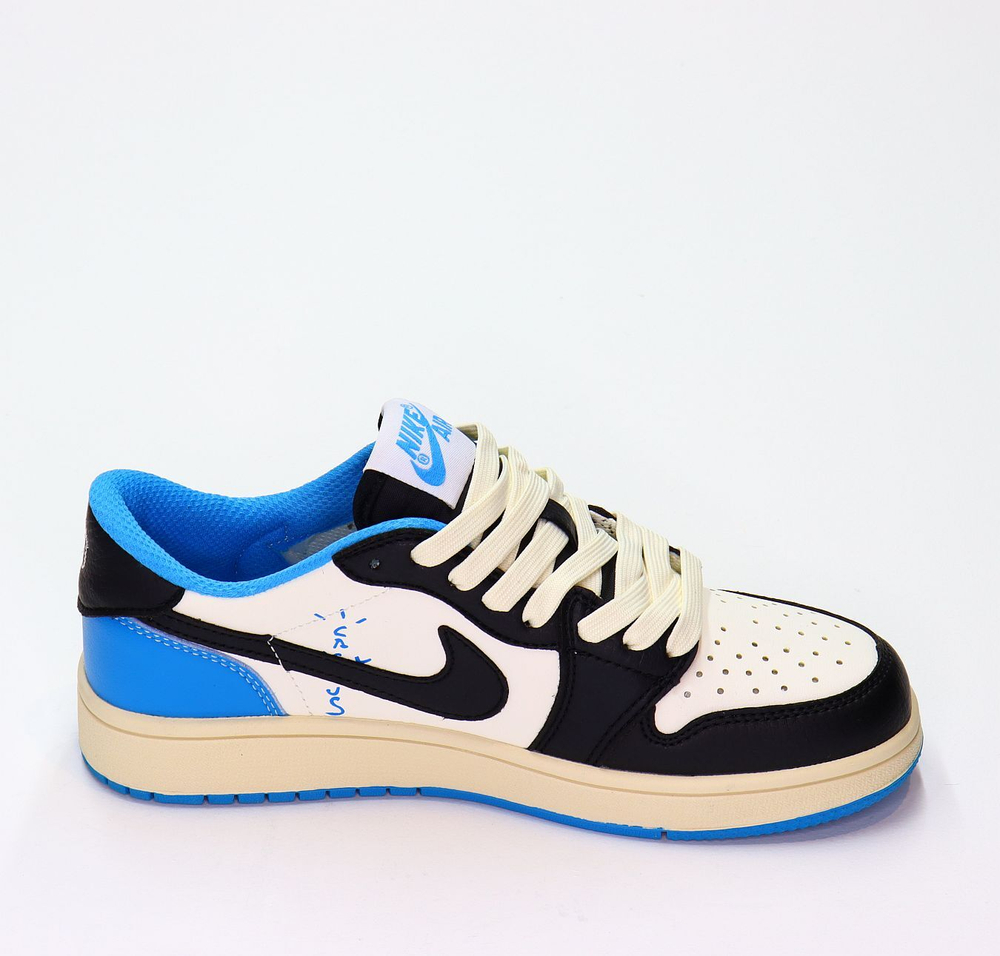 Кроссовки нат. Кожа (36-41)р. / шт. B977/21