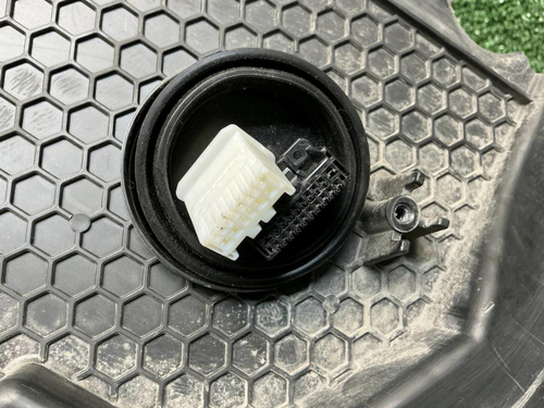 Битая Фара левая Lexus RX 4 (2019-2022) LED