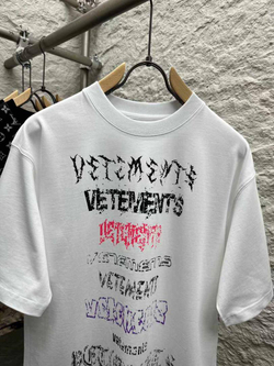 Футболка Vetements
