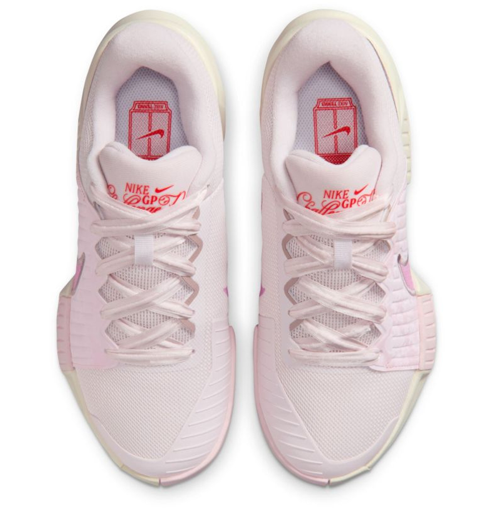 Женские Кроссовки теннисные Nike Zoom GP Challenge Pro Premium - pearl pink/magenta-pink/foam-chalk