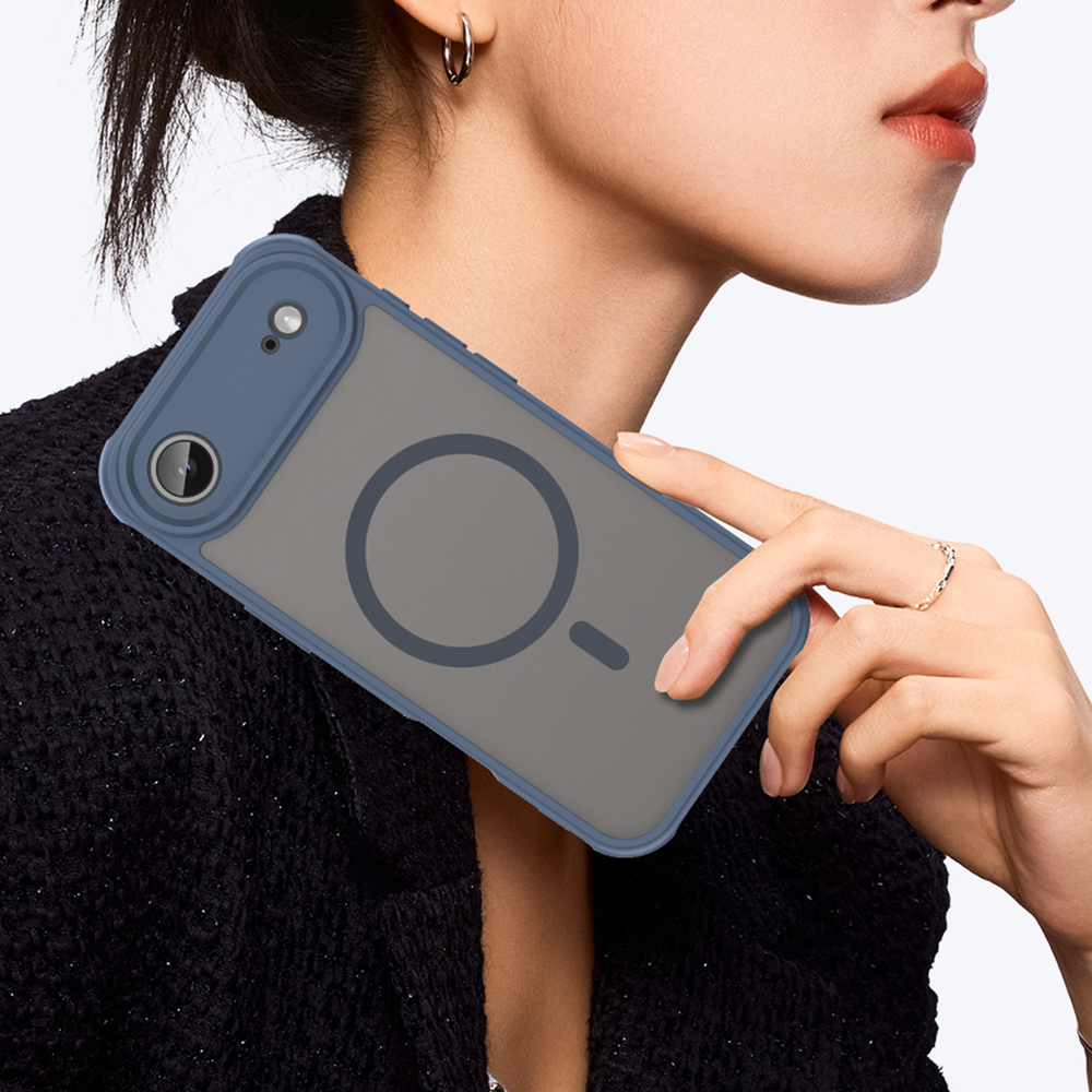 Полупрозрачный матовый чехол с MagSafe для iPhone Air, боковые рамки синего цвета