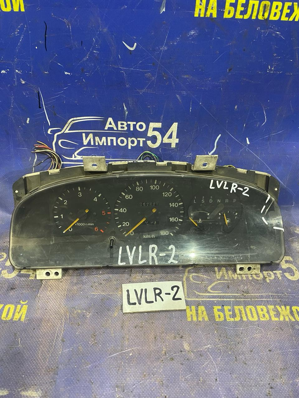 Щиток приборов MAZDA MPV 1996