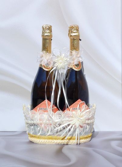 Корзина для бутылок свадебного шампанского Жених и Невеста