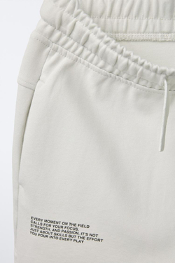 ZARA СПОРТИВНЫЕ ШОРТЫ КАРГО, СВЕТЛО-СЕРЫЙ