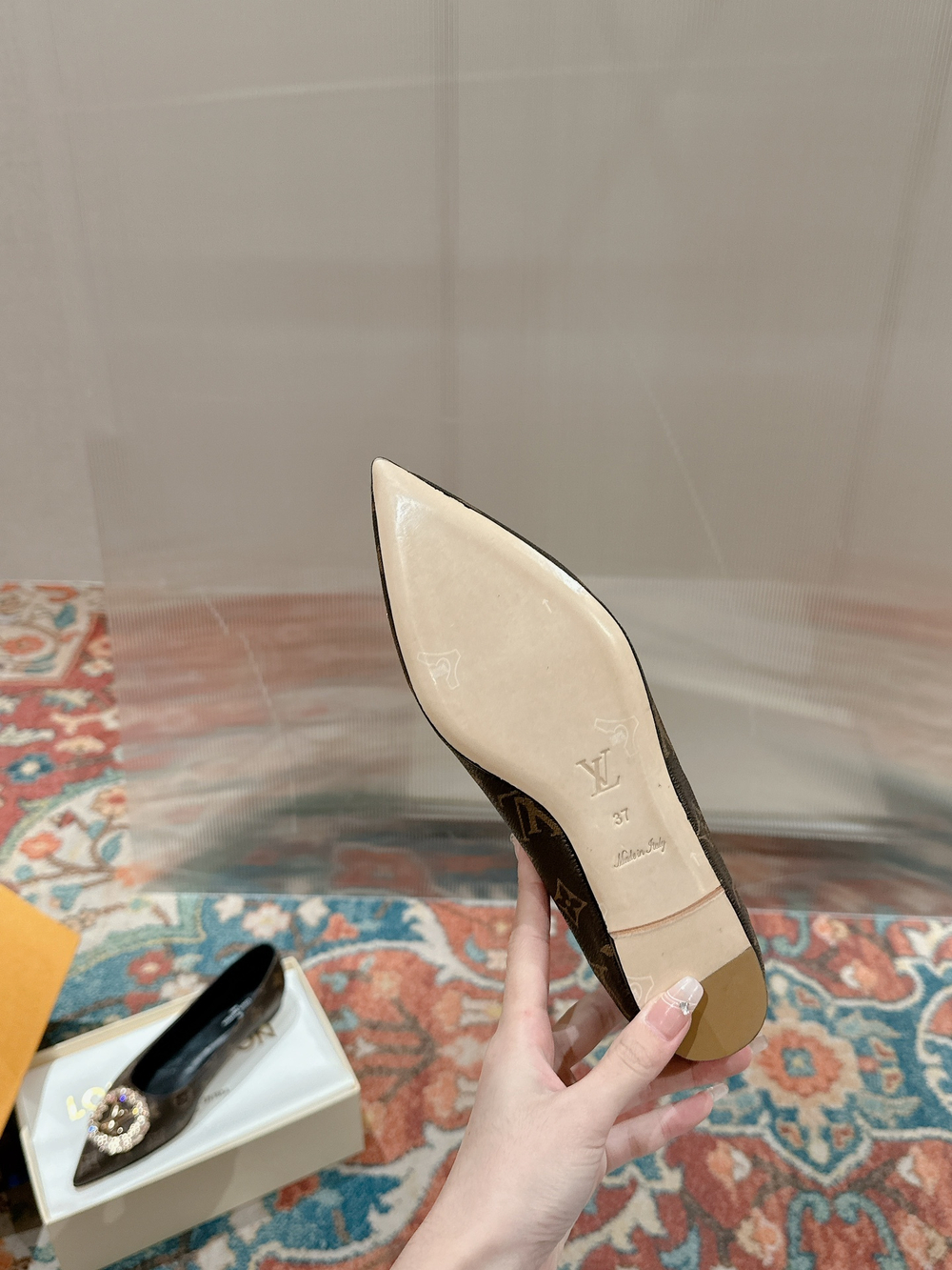 Louis Vuitton Met Flat Ballerina