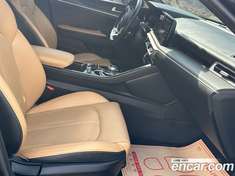 Kia K5 (Optima) 3 Generation 2.0 (09.2020)
