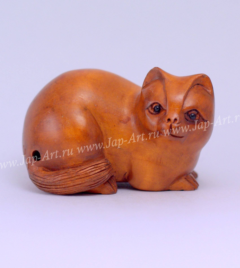 Нэцкэ Кошка