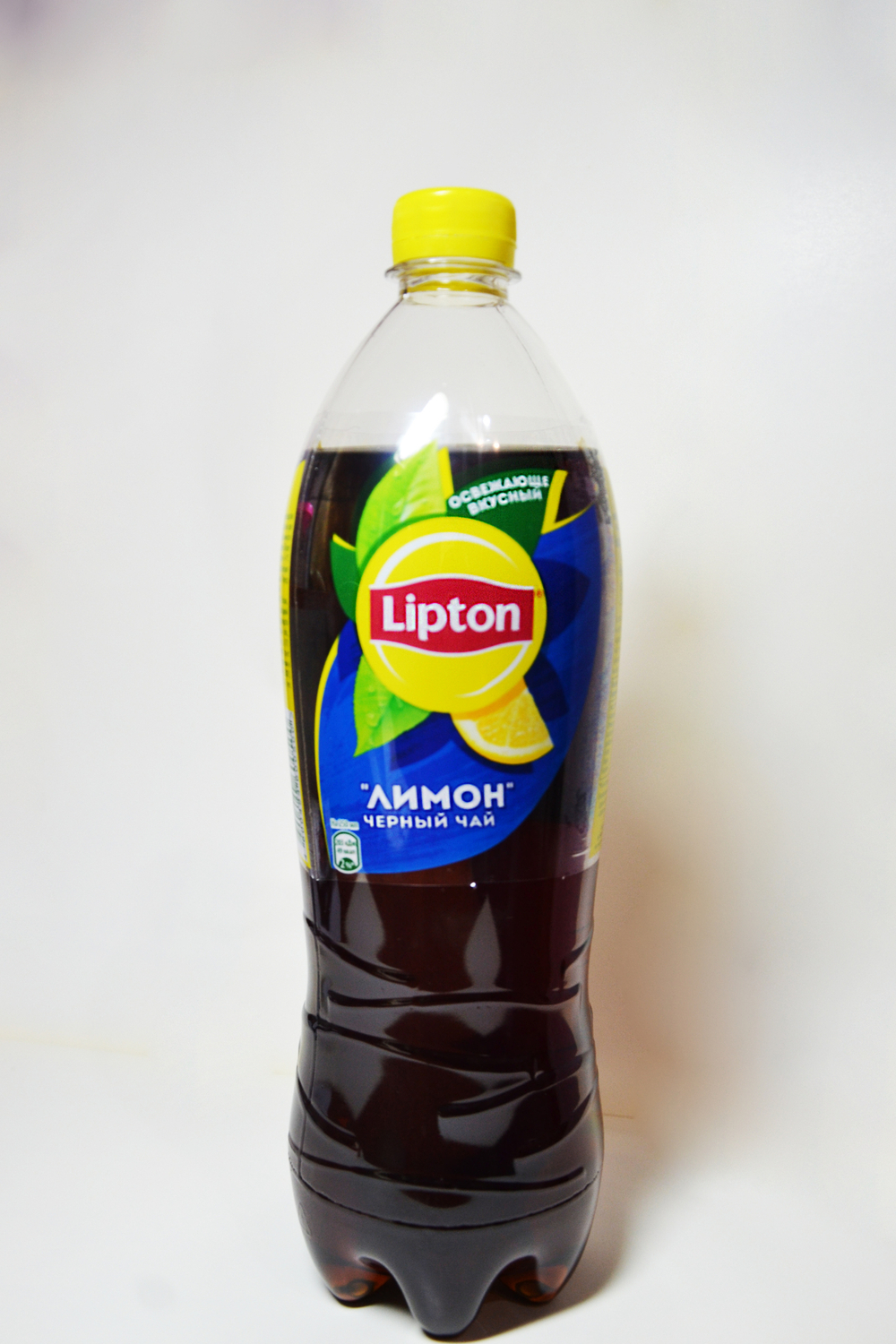 Чай черный Lipton (Липтон) 0,5 л.