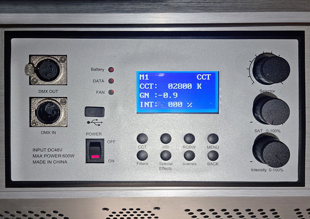 Осветитель светодиодный GreenBean DayLight PRO 600RGB