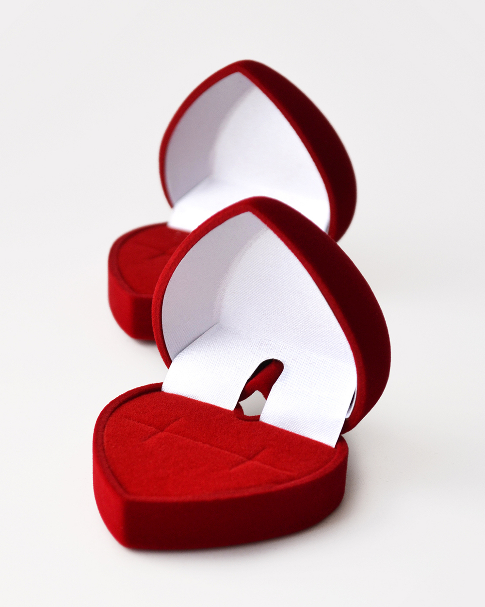 Футляр «Романтика» сердечко среднее для кольца и серёжек