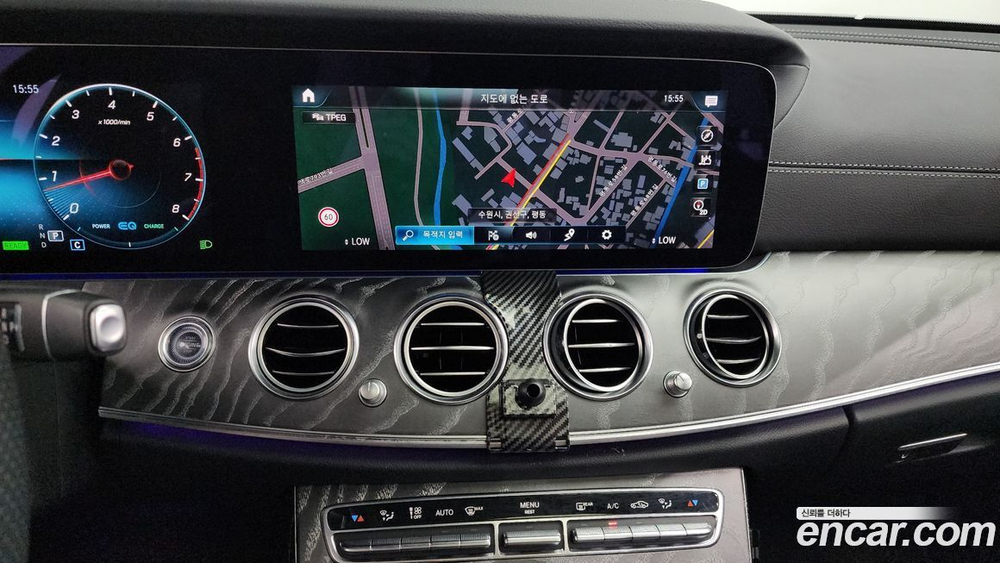Mercedes-Benz E-Class W213 E350 4MATIC AMG Line (01.2021)