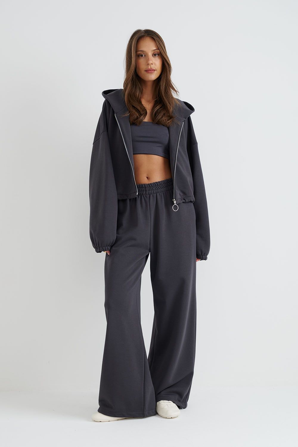 Укороченное худи на молнии цвета антрацит