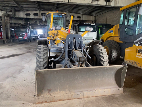 XCMG GR* Автогрейдер GR215А (Дизельный, 8,3 л, 218 л.с., АТ)
