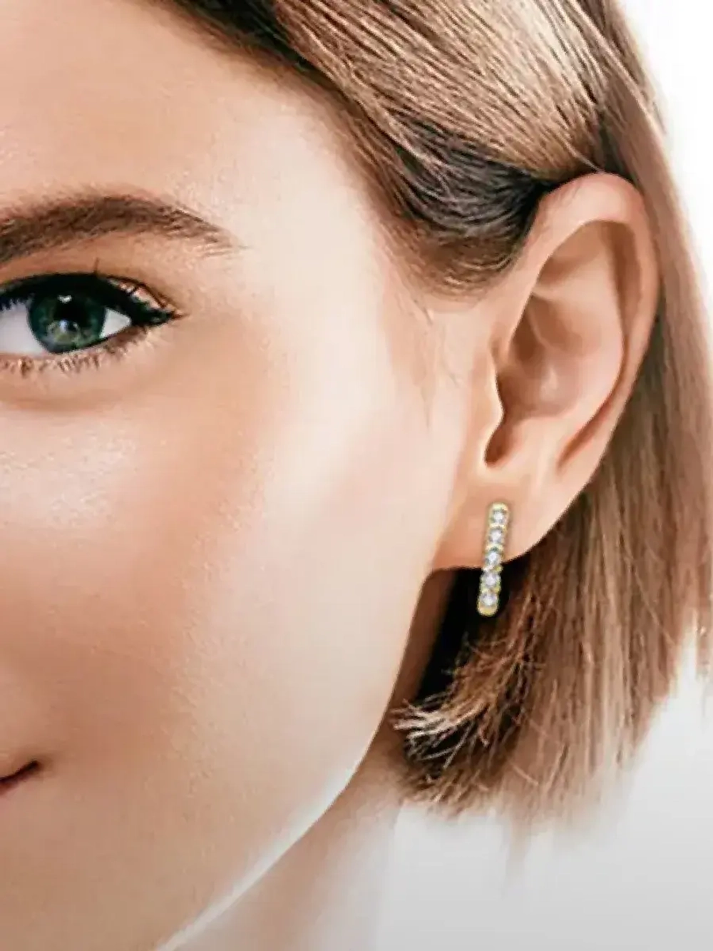 Серьги с муассанитами по 2.5мм