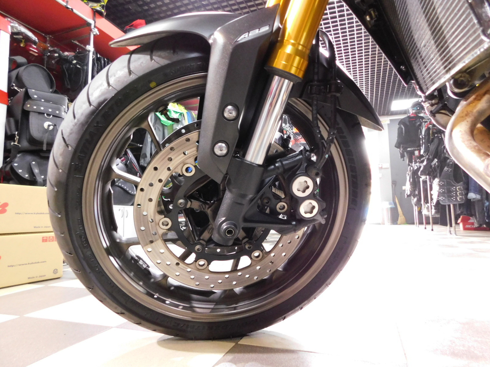 Yamaha MT-09 TRACER RN36J-003038