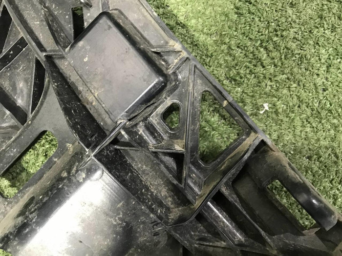 Кронштейн заднего бампера левый Mercedes GLC X253 (2015-2019) AMG